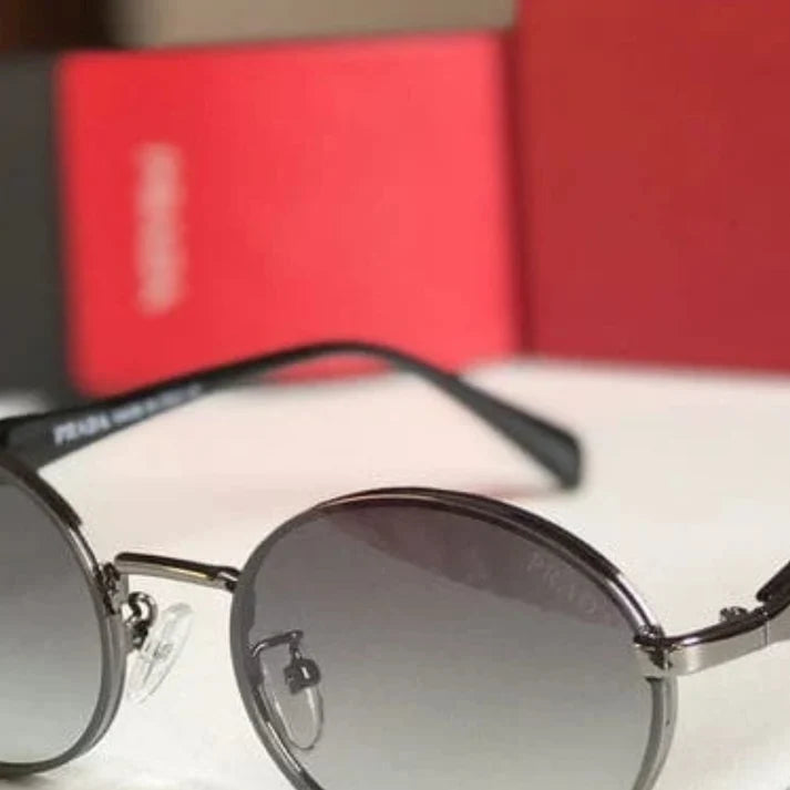 Prada-Style Classic Round Metal Sunglasses – Dark Gradient Tint with Logo Temples